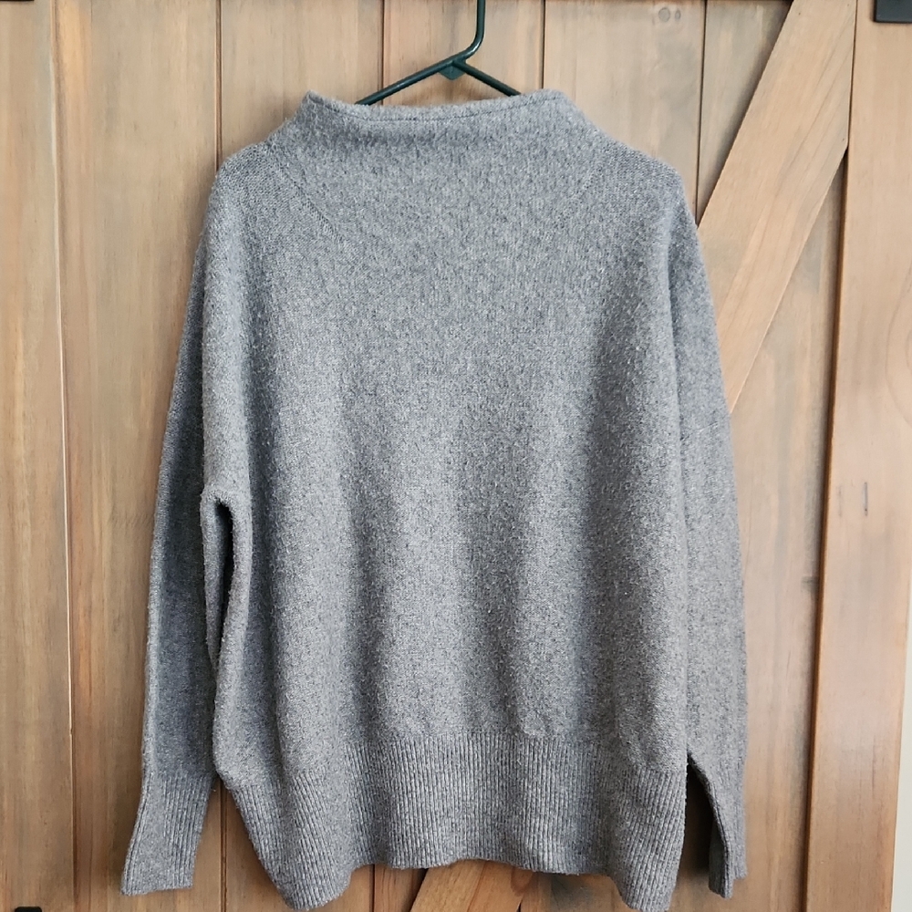 Ava & Viv Cozy Gray Knit Top
